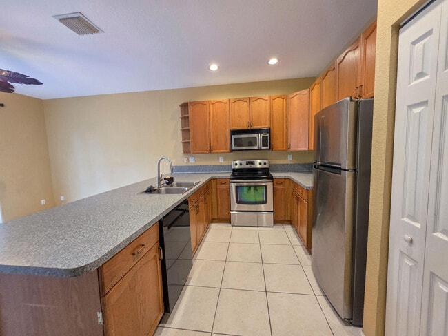 Building Photo - 4434 Lake Lucerne Cir