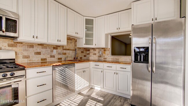 Building Photo - 60 County Rd