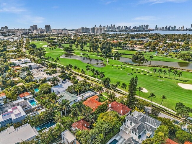 Building Photo - 2443 Meridian Ave