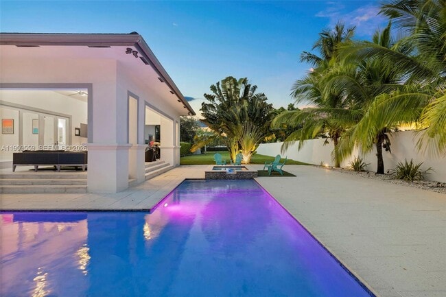 Building Photo - 9580 SW 101st Terrace