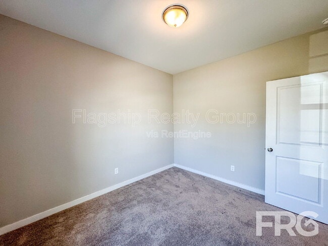 Building Photo - 1503 S Taylor St