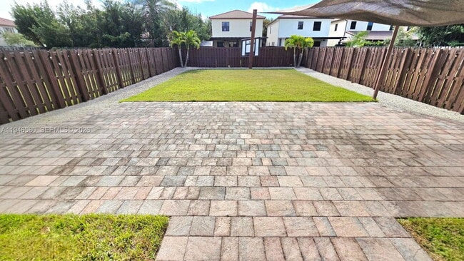 Building Photo - 10032 NW 87th Terrace