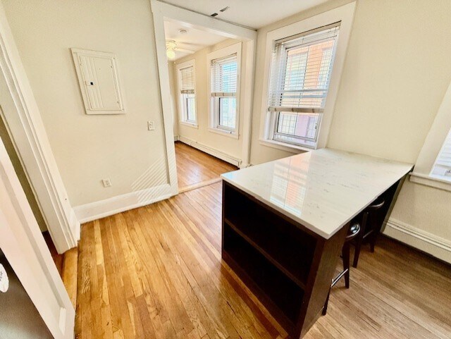 Building Photo - 164 Prince St