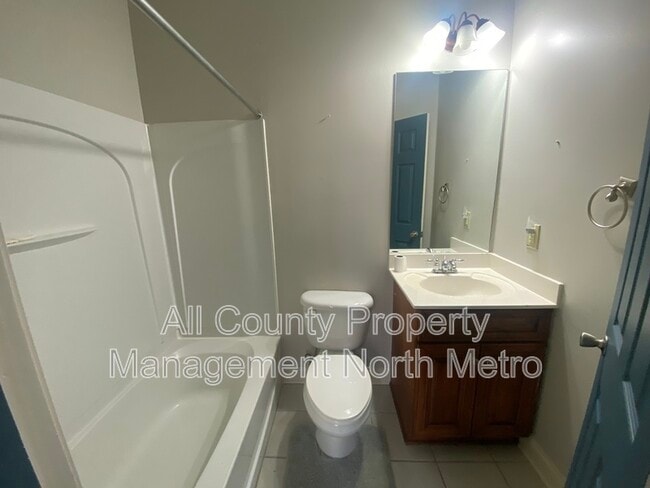 Building Photo - 3911 High Dove Way SW