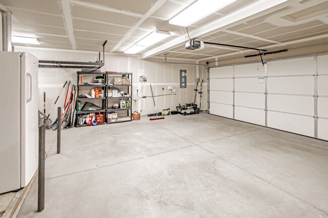 Building Photo - 12220 W Terrazzo Dr