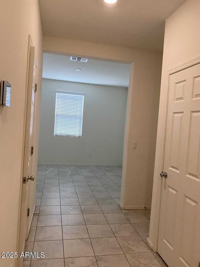 Building Photo - 6843 E Peralta Cir