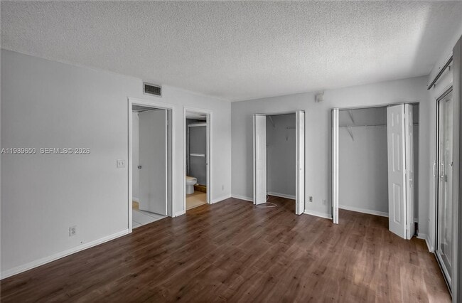 Building Photo - 400 SW 134th Way