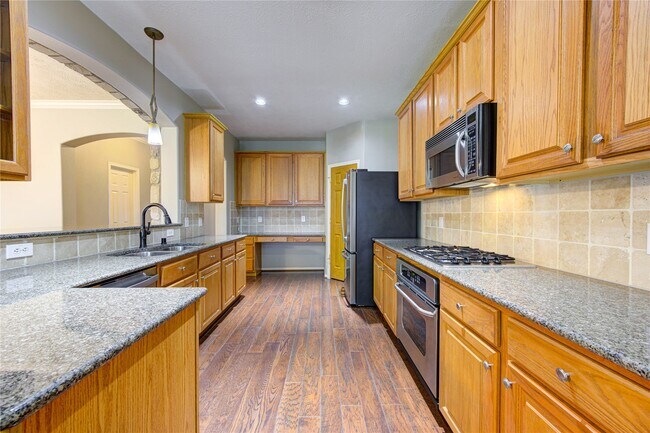 Building Photo - 14559 Gleaming Rose Dr