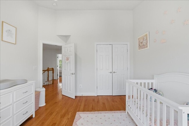 Building Photo - Welcome to this beautifully maintained 4-bedroom, 3.5-bath townhome in the heart of Lorton