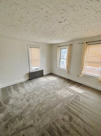 Building Photo - 36 W Simpson St