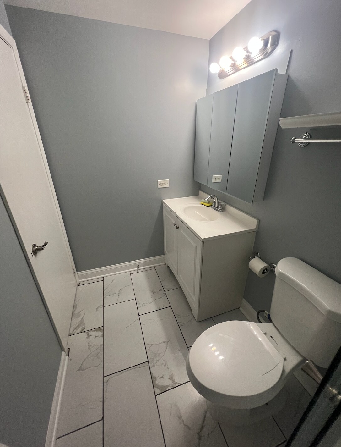 Building Photo - 1945 Hancock Dr