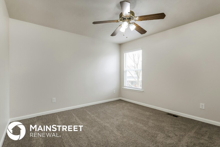 Building Photo - 4112 Willowview Blvd