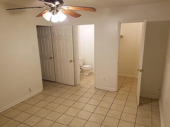 Building Photo - 7820 Dorsett Dr
