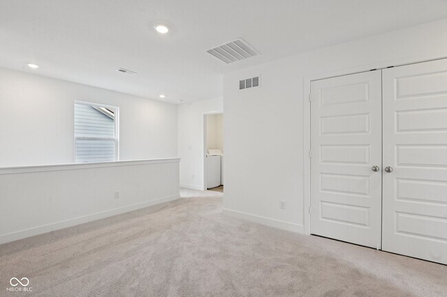 Building Photo - 15480 Postman Rd