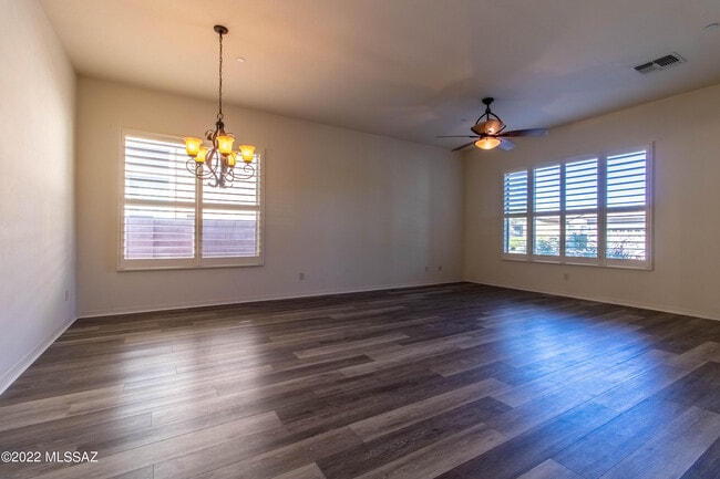 Building Photo - 11877 N Mesquite Hollow Dr