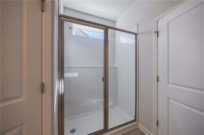 Building Photo - 853 Crossroads Ct