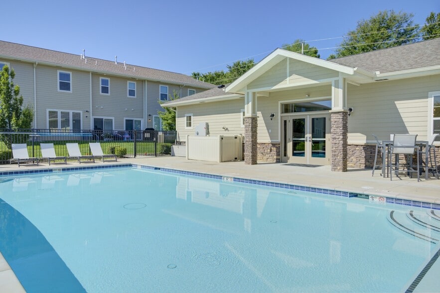 Outdoor pool area - Chapel Ridge Townhomes