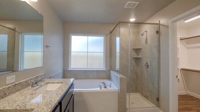 Building Photo - 2208 John Ross Ct