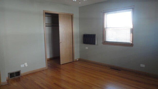 Building Photo - 4230 Highland Ave