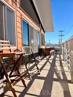 Building Photo - 4216 Ocean Dr