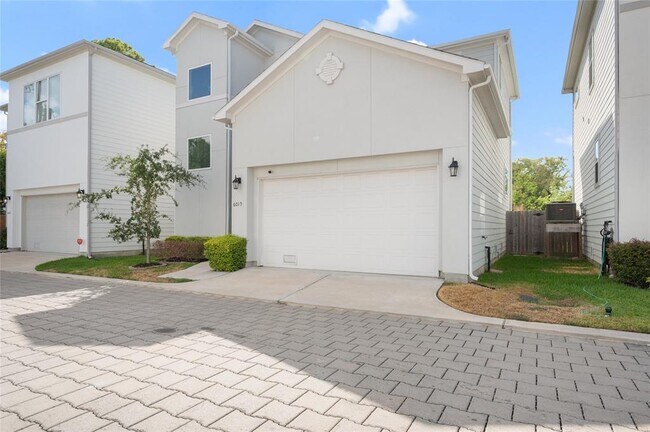 Building Photo - 6015 Yale Garden Ln