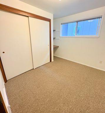 Building Photo - North Queen Anne Two Bedroom with Free Parking! $2050