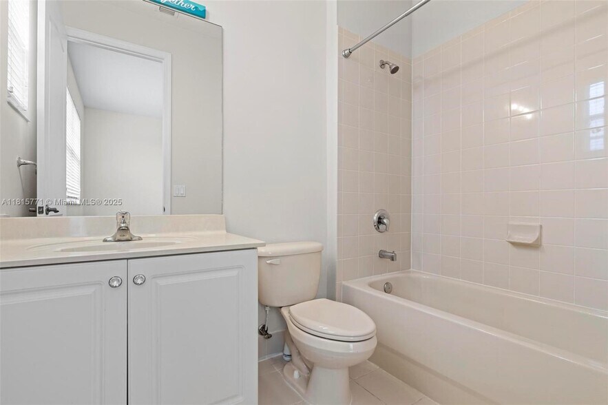 Building Photo - 419 SW 147th Ave
