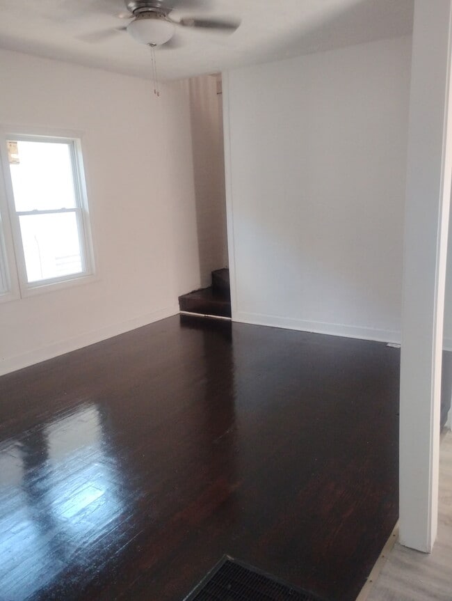 Building Photo - 1058 Cecil Ave
