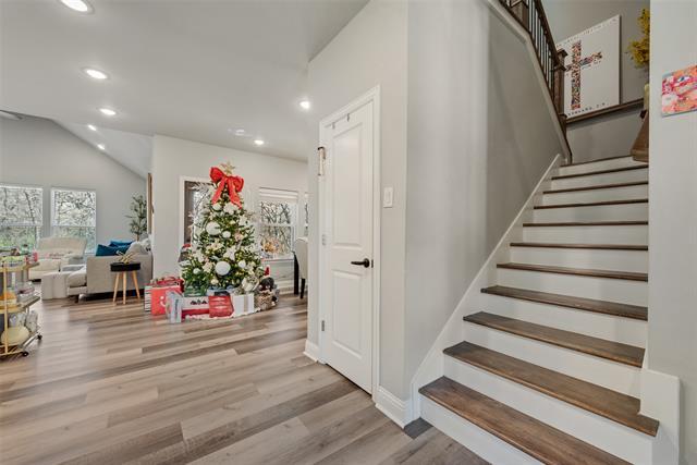 Building Photo - 421 Ridgeview Rd