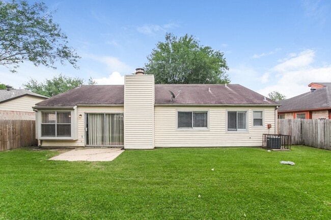 Building Photo - 16146 Coyridge Ln