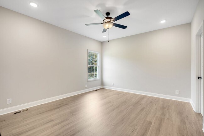 Building Photo - Jasper New Construction Floor Plan for Rent