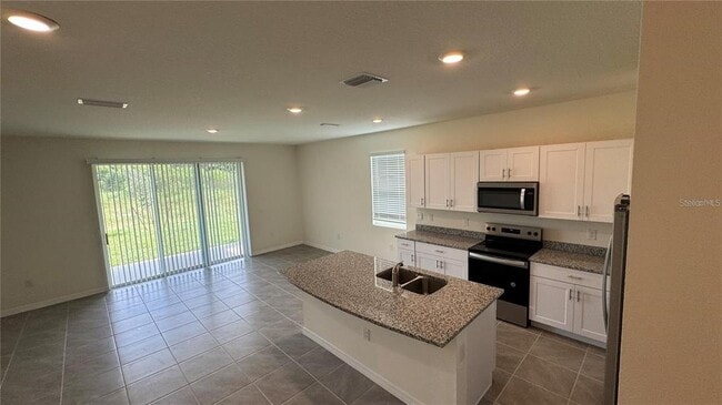 Building Photo - 1446 Isleta Lp