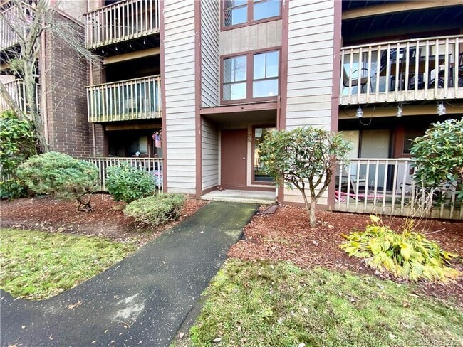Primary Photo - 130 Coe Ave