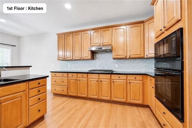 Building Photo - 380 Simonton Crest Dr SE