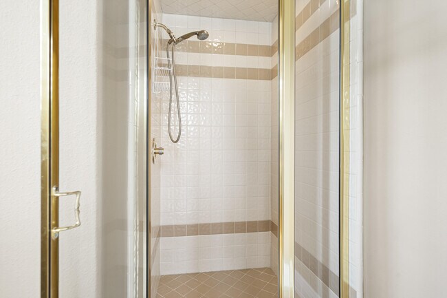 Building Photo - 45640 Rancho Palmeras Dr