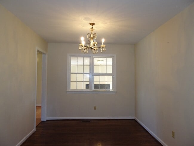 Building Photo - Single Home in Holiday Park for Rent