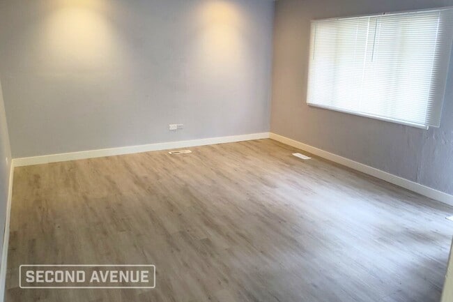 Building Photo - 735 Witherspoon Dr