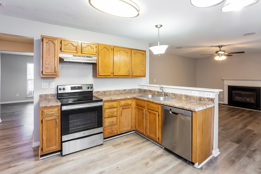 Building Photo - 4924 Rosena Dr