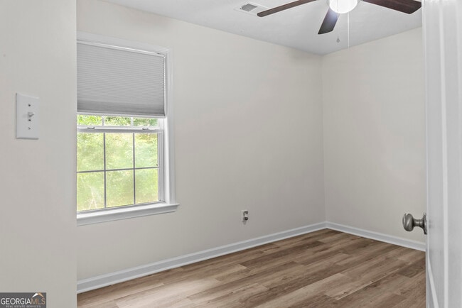 Building Photo - 1091 Creek Point Dr