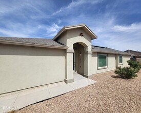 Building Photo - 14753 Ava Leigh