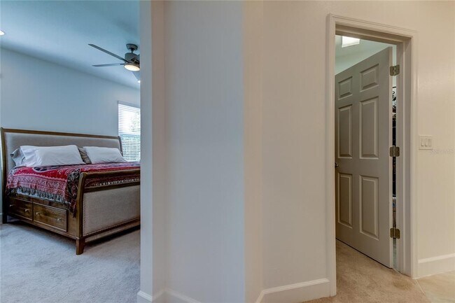 Building Photo - 5535 Del Coronado Dr