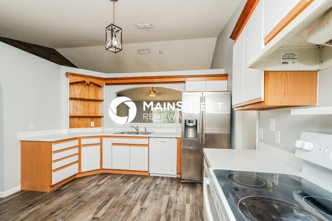 Building Photo - 3 Bedroom Pet-Friendly Home in PALM BAY, F...