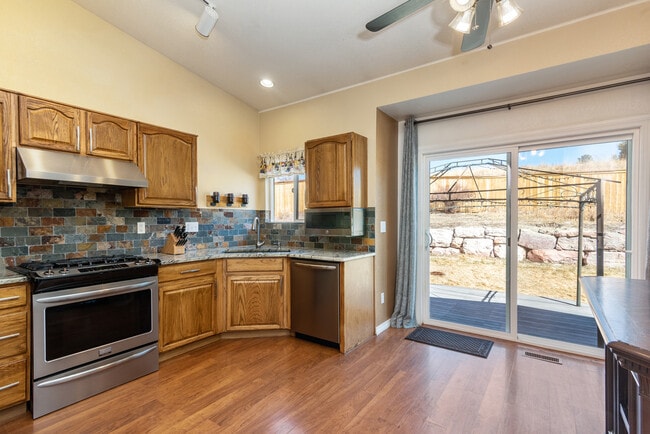 Building Photo - 21425 Grays Peak Dr