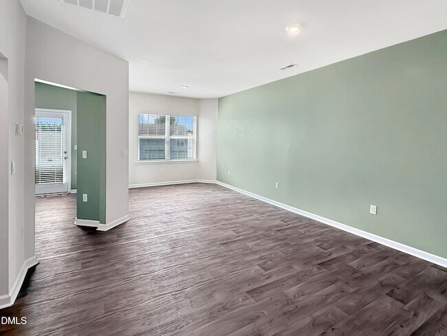 Building Photo - 1503 Gracie Ln