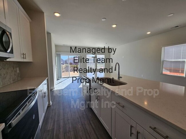 Building Photo - 5213 Brailey Cir