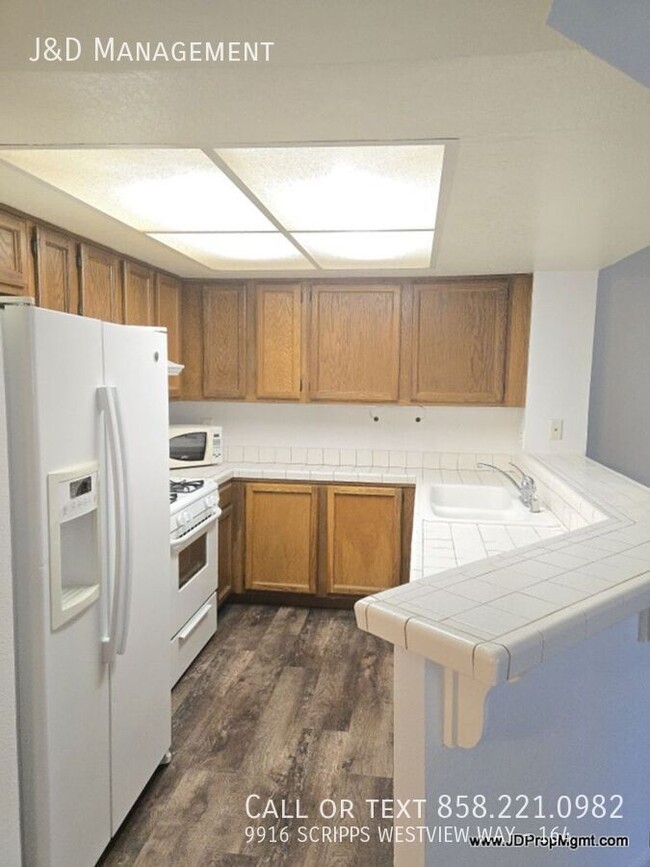 Building Photo - Quiet 1 bd/1 ba Scripps Ranch Condo