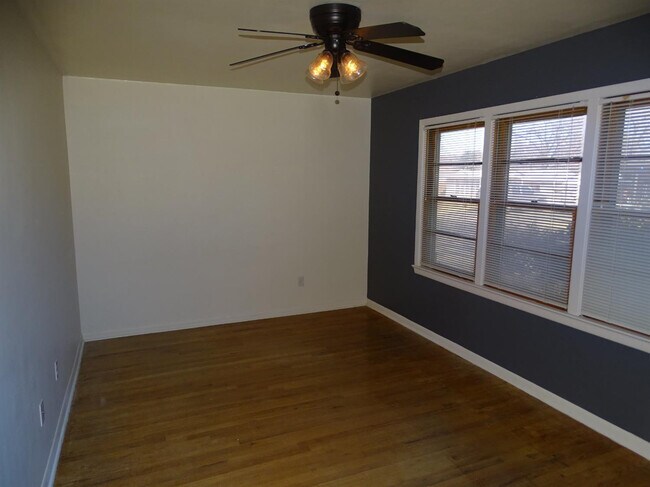 Building Photo - 3702 26th St