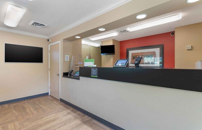 Building Photo - Furnished Studio-Nashville - Airport - Music City