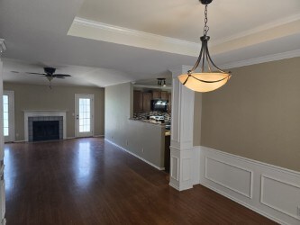 Building Photo - 500 E Kansas St