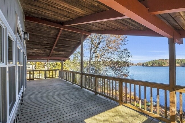 Building Photo - 23 Laurie Ln